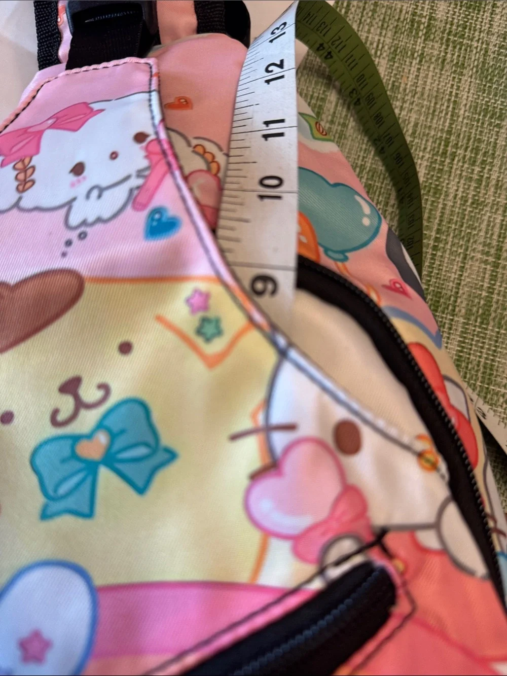Hello Kitty & friends ,Pink Yellow Multicolor Character Sling Bag. NWOT